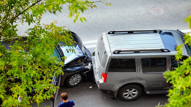 https://turgutavukatlik.com/wp-content/uploads/2021/04/automobile-accident-street-640x360.jpg