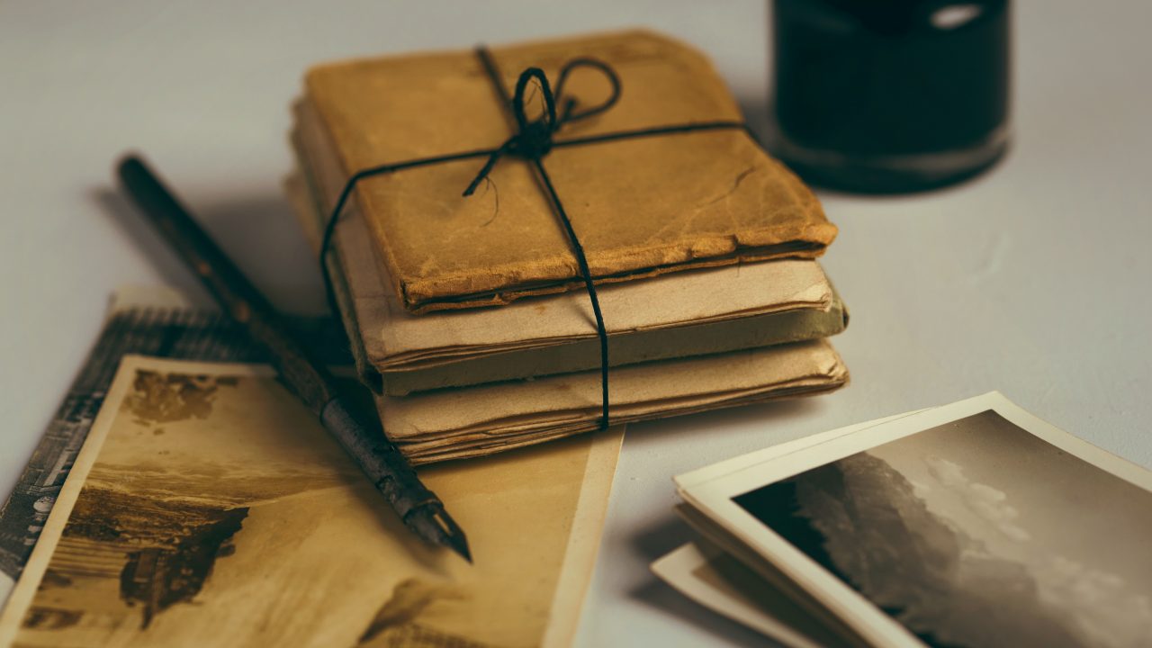 https://turgutavukatlik.com/wp-content/uploads/2021/04/joanna-kosinska-B6yDtYs2IgY-unsplash-1280x720.jpg