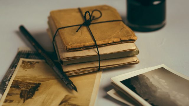 https://turgutavukatlik.com/wp-content/uploads/2021/04/joanna-kosinska-B6yDtYs2IgY-unsplash-640x360.jpg